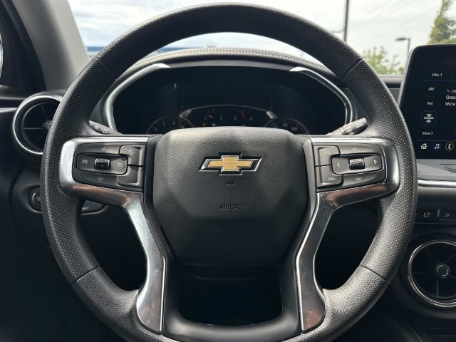 Used 2024 Chevrolet Blazer LT w/ Convenience Package FWD image 22