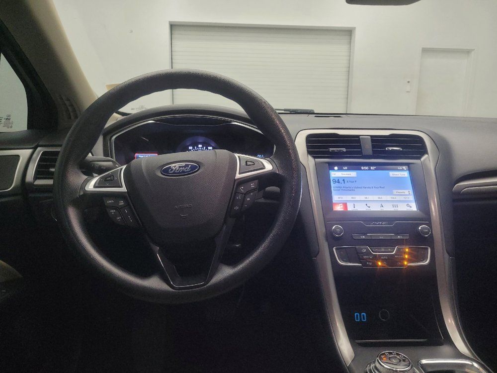 Used 2019 Ford Fusion S FWD image 22