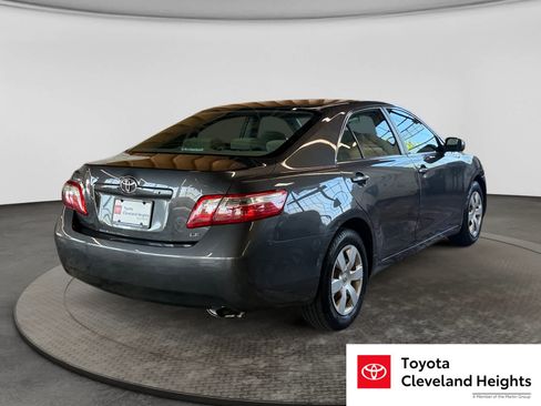 Used 2009 Toyota Camry LE FWD image 5