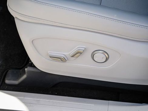 New 2026 Hyundai Ioniq 9 SEL w/ Tow & Go Package AWD/4WD image 25