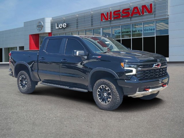 Used 2024 Chevrolet Silverado 1500 ZR2 w/ Technology Package AWD/4WD image 1