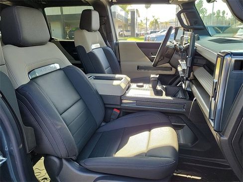 Used 2026 GMC Hummer EV SUV image 21