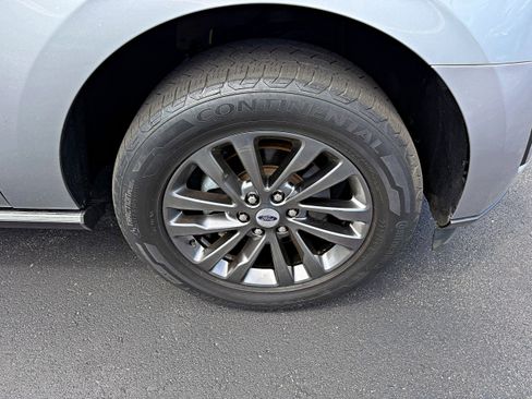 Used 2021 Ford Expedition Max Limited AWD/4WD image 11
