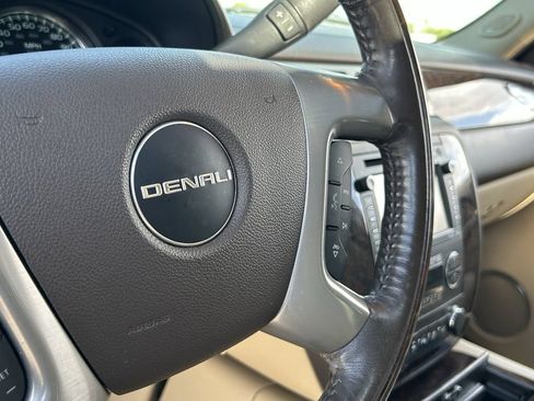Used 2014 GMC Yukon Denali AWD/4WD image 28