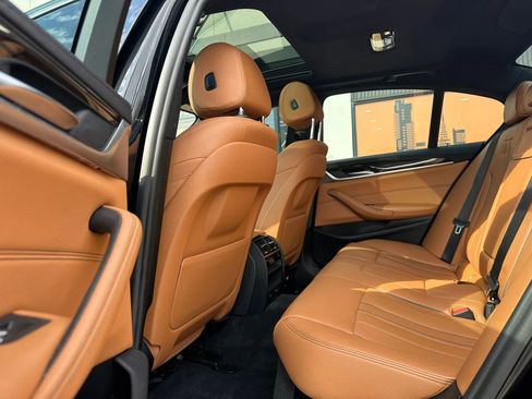 Used 2017 BMW 530i xDrive image 7