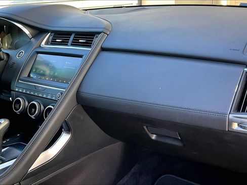 Used 2020 Jaguar E-PACE SE image 16