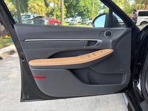 Used 2021 Hyundai Sonata Limited w/ Cargo Package FWD image 14