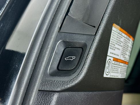 Used 2016 Toyota Sequoia Limited image 31