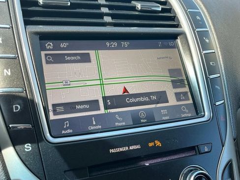 Used 2020 Lincoln Nautilus Reserve FWD image 35