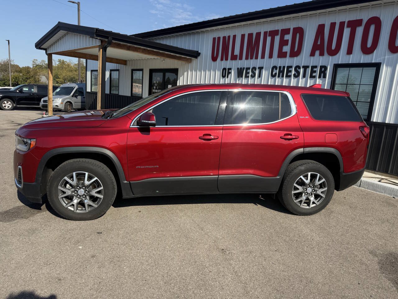 Used 2021 GMC Acadia SLE FWD image 12