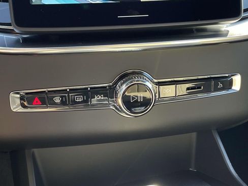 New 2026 Volvo XC90 B5 Core image 20