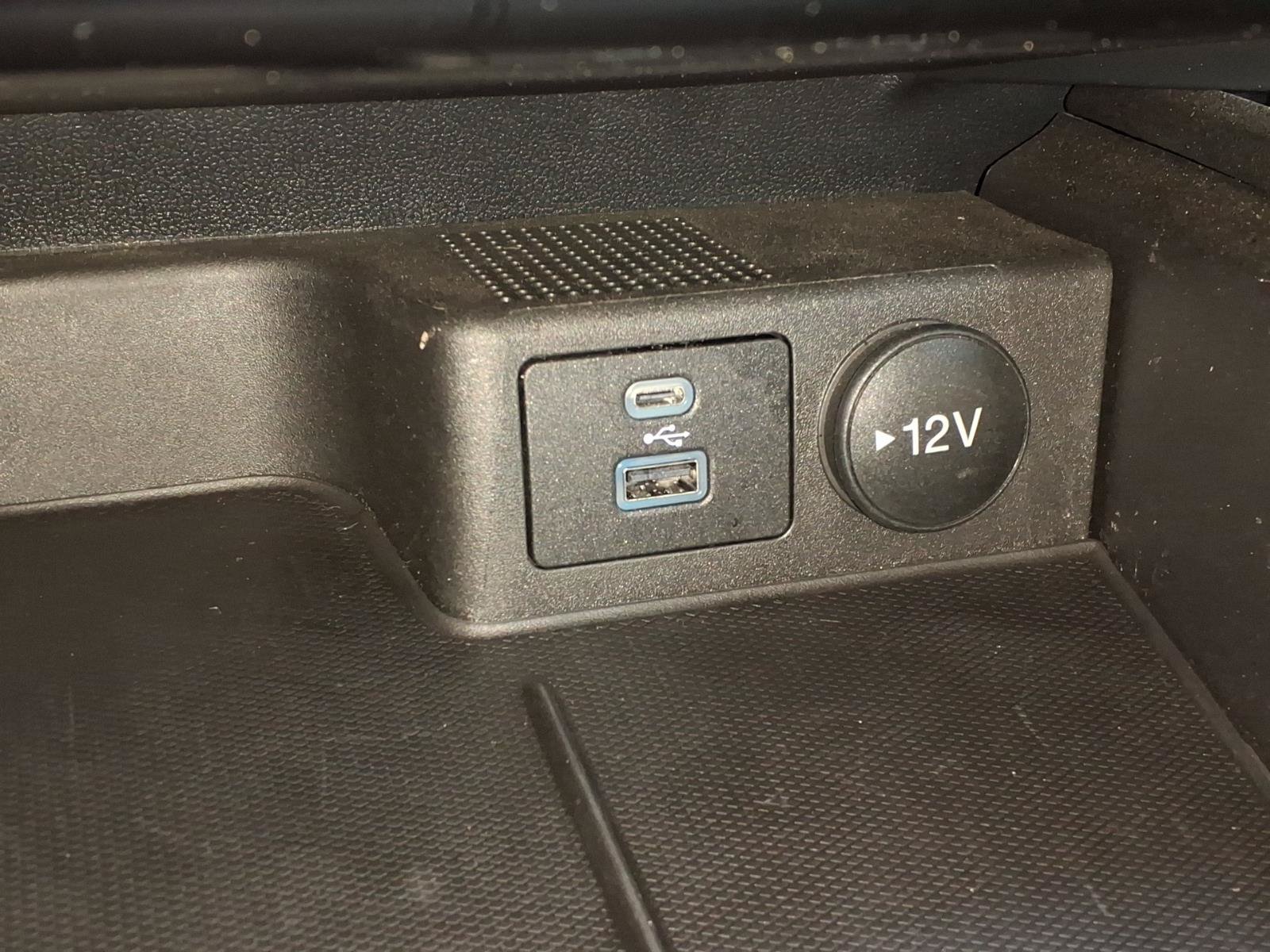 Used 2023 Ford Escape ST-Line w/ Tech Pack #1 FWD image 23