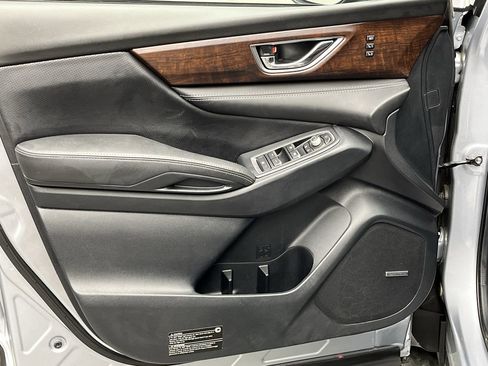 Used 2023 Subaru Ascent Touring image 8