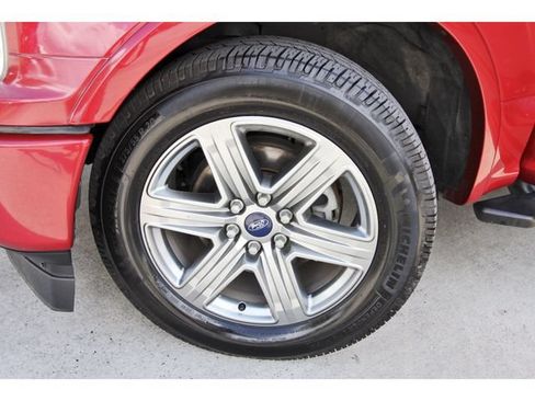 Used 2018 Ford F150 XLT w/ Equipment Group 302A Luxury RWD image 29