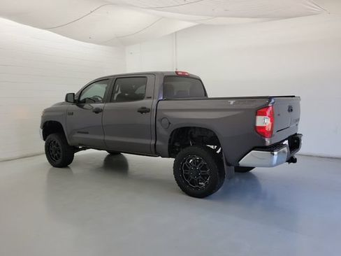 Used 2017 Toyota Tundra SR5 w/ SR5 Upgrade Package RWD image 7