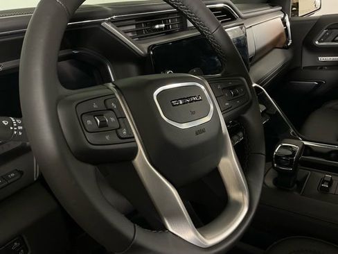 Used 2025 GMC Sierra 1500 Denali w/ Denali Reserve Package image 18