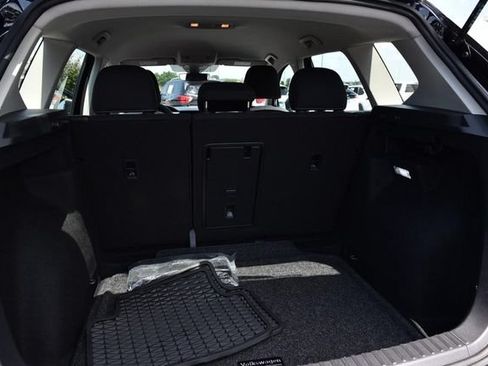 Certified 2025 Volkswagen Taos S FWD image 21