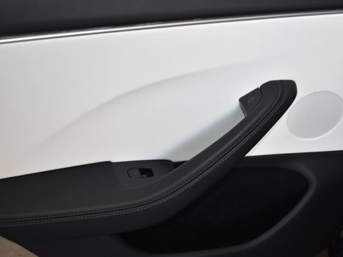Used 2026 Tesla Model 3 RWD image 13