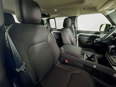 Used 2023 Land Rover Defender 110 image 27