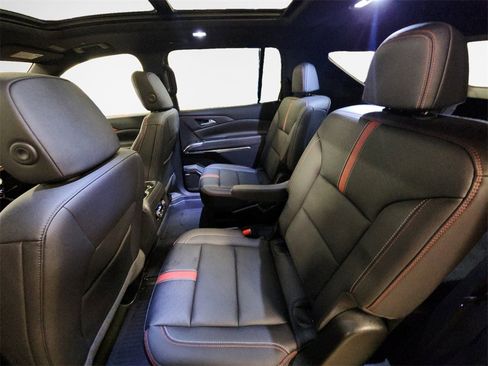 Certified 2024 Chevrolet Traverse RS w/ LPO, Floor Liner Package image 24