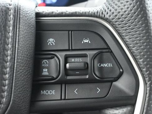 Used 2024 Toyota Tacoma TRD Sport AWD/4WD image 8