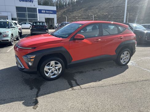 Used 2025 Hyundai Kona SE image 23