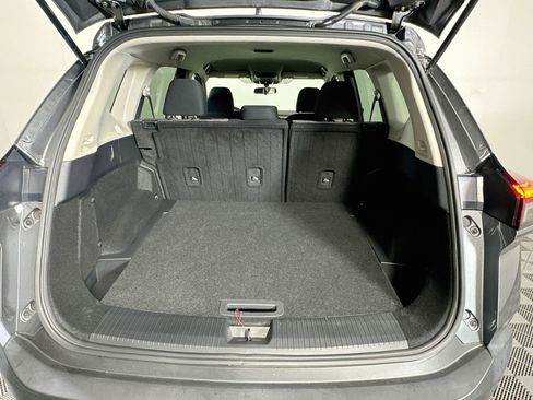 Used 2023 Nissan Rogue SV FWD image 30