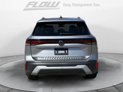 New 2026 Volkswagen Tiguan SE AWD/4WD image 6