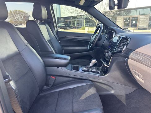 Used 2020 Jeep Grand Cherokee Altitude image 35