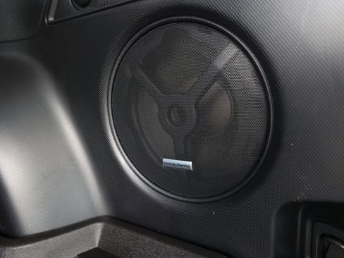 Used 2022 Subaru Forester Sport image 43