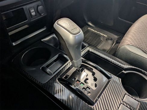 Used 2019 Toyota 4Runner TRD Off-Road image 12