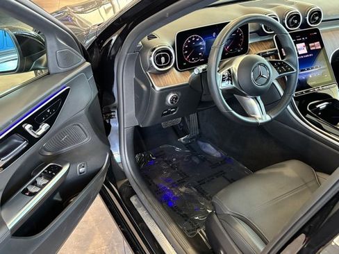 Used 2025 Mercedes-Benz C 300 Sedan image 9