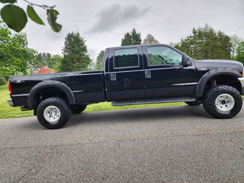 Used 2003 Ford F250 XLT AWD/4WD image 5