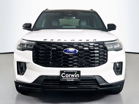 New 2026 Ford Explorer ST-Line w/ ST-Line Street Pack image 4