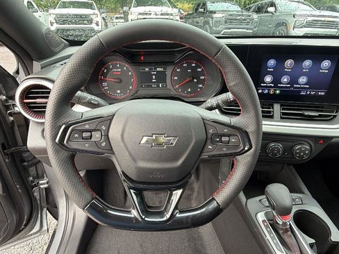 New 2026 Chevrolet Trax RS w/ Sunroof Package FWD image 22