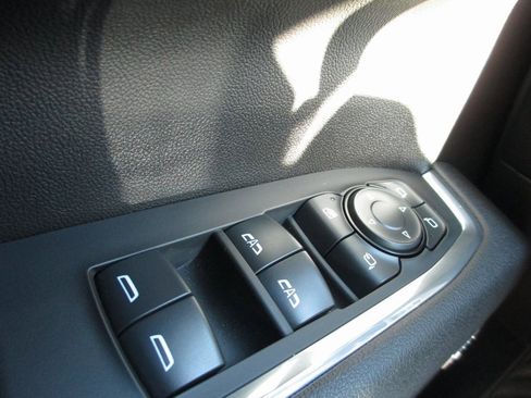 Used 2026 GMC Sierra 1500 SLT w/ SLT Convenience Package image 26