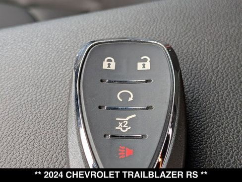 Used 2024 Chevrolet TrailBlazer RS w/ Convenience Package image 28