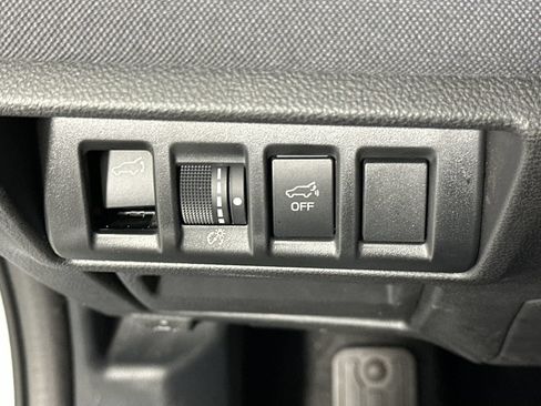 Used 2024 Subaru Outback Premium AWD/4WD image 22