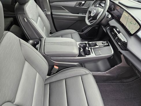 New 2026 Buick Enclave Sport Touring w/ Power Package FWD image 10