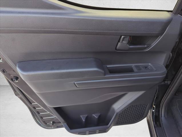 Certified 2025 Toyota Tacoma SR5 AWD/4WD image 9