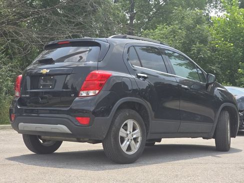 Used 2019 Chevrolet Trax LT w/ LT Convenience Package AWD/4WD image 14