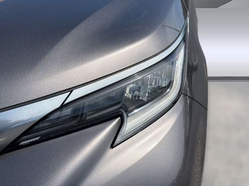Certified 2022 Toyota Sienna XSE w/ XSE Plus Package FWD image 12
