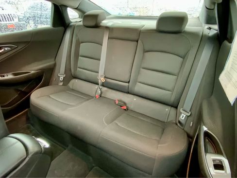 Used 2017 Chevrolet Malibu LT image 27