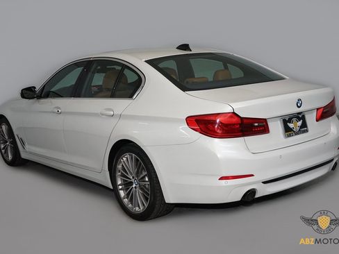 Used 2019 BMW 530i w/ Convenience Package image 7