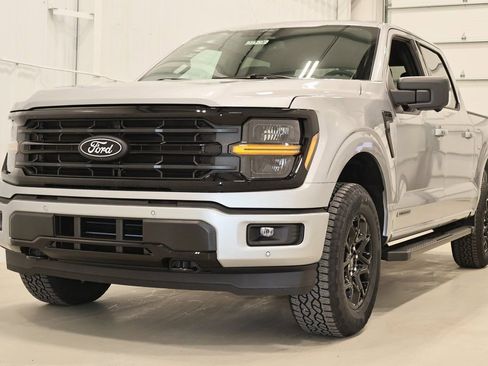 New 2025 Ford F150 XLT w/ Equipment Group 302A MID image 4