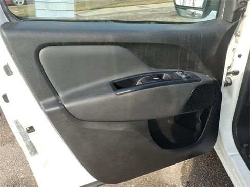 Used 2021 RAM ProMaster City Tradesman image 9