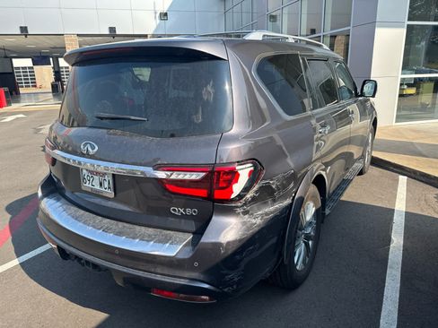 Used 2022 INFINITI QX80 Luxe w/ Cargo Package RWD image 3