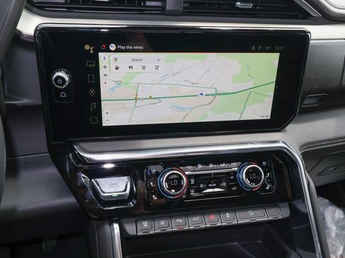 New 2026 GMC Sierra 2500 Denali w/ Denali Reserve Package AWD/4WD image 19