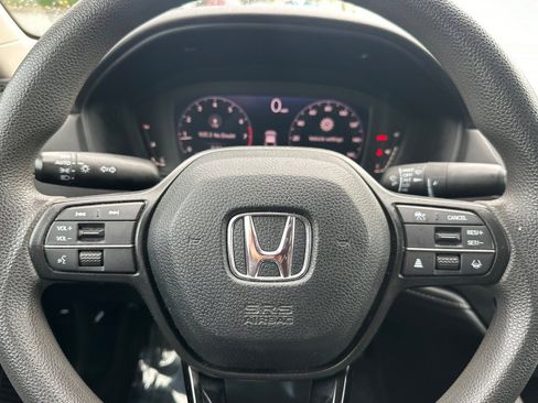 Used 2023 Honda Accord LX image 17