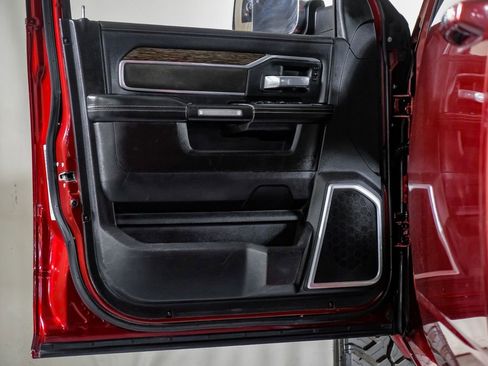 Used 2019 RAM 2500 Laramie image 34